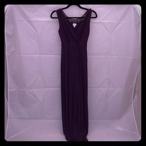 Like new. Merona eggplant jersey maxi dress